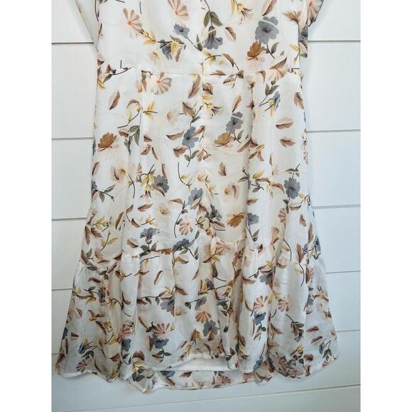 Polly Ivory Floral Print Tie Shoulder Ruffled Hem Sleeveless Mini Dress Size US6 - Picture 6 of 12